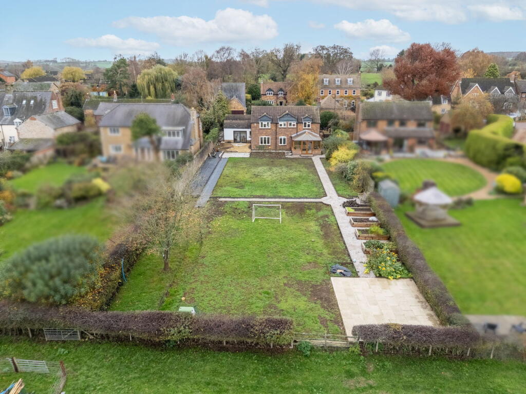 Holly Cottage, Draughton Road, Maidwell, NN6 9JF - View 2