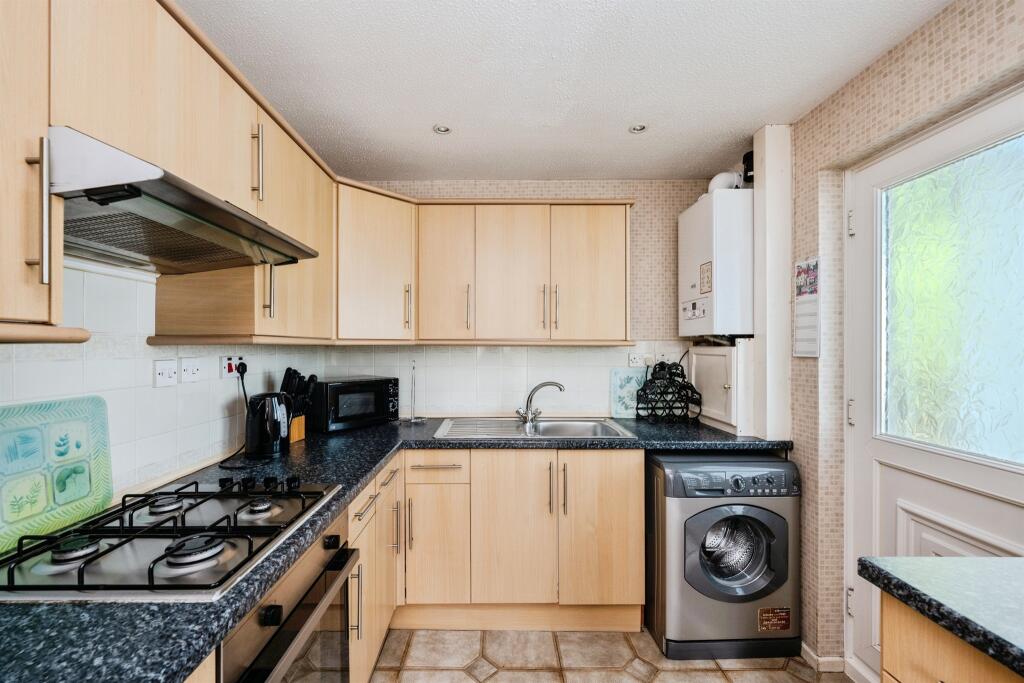 House in Swansea, Llangyfelach - View 5