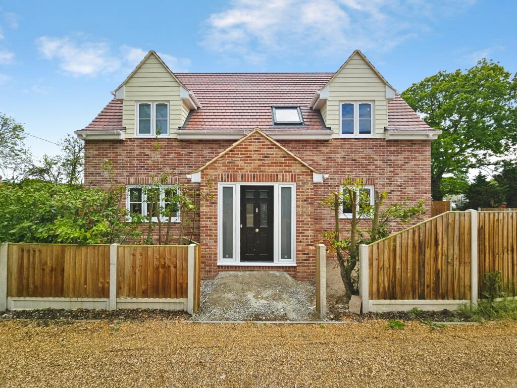 Main image of property: Clacton Road, Weeley Heath, Clacton-on-Sea