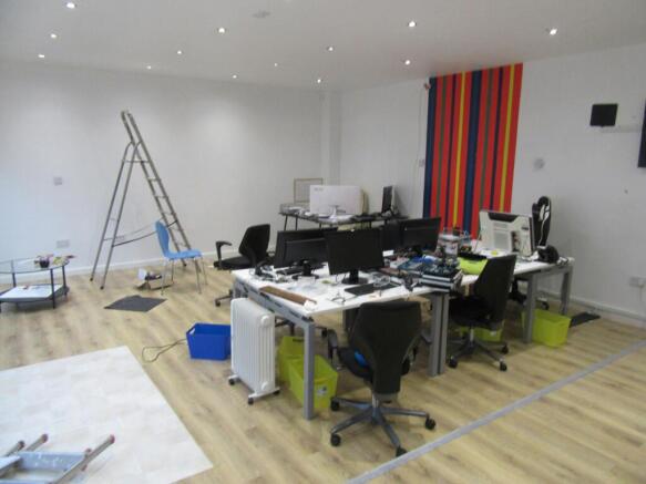 Roche Close 0612 12.JPG