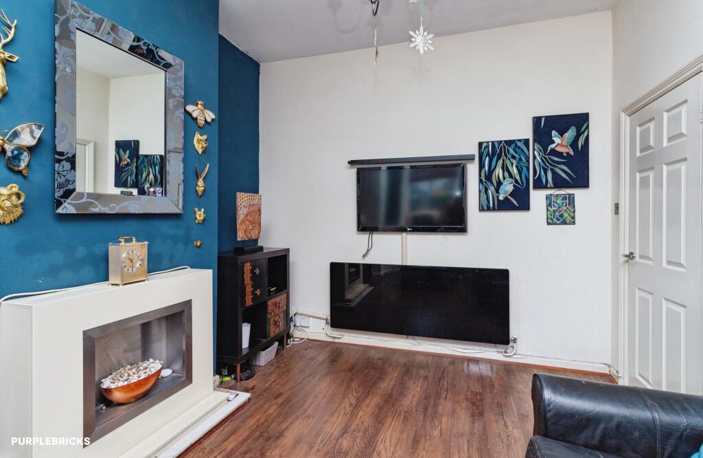 House in Stoke-on-Trent - View 5