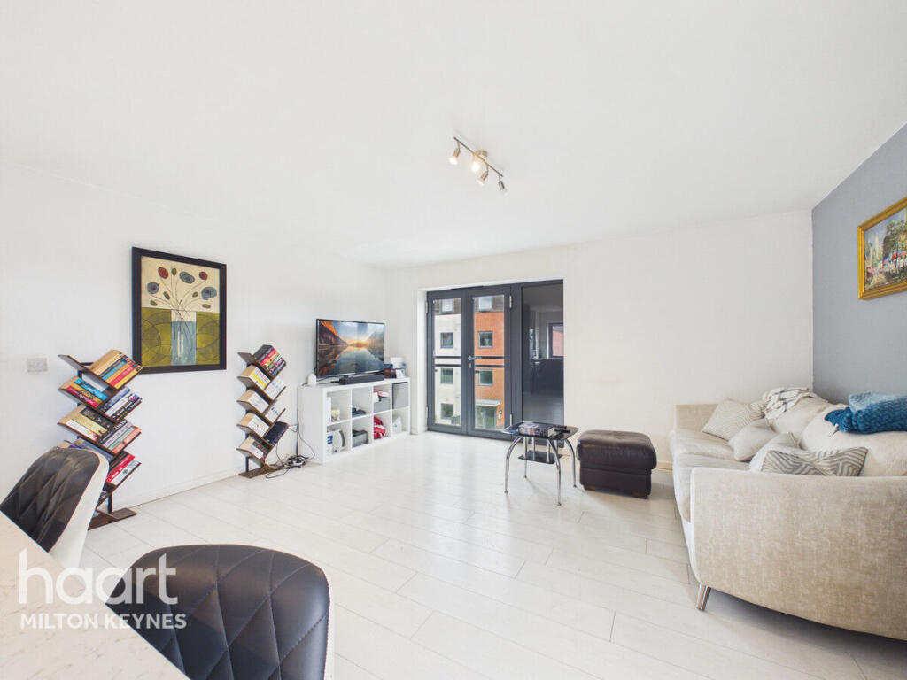Apartment in Milton Keynes - View 5