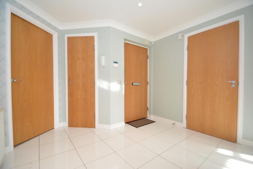 Apartment in Glasgow - View 3