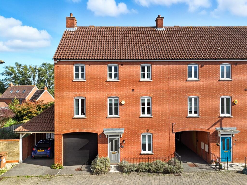 Main image of property: Eastwood Park, Great Baddow, Chelmsford, Essex, CM2