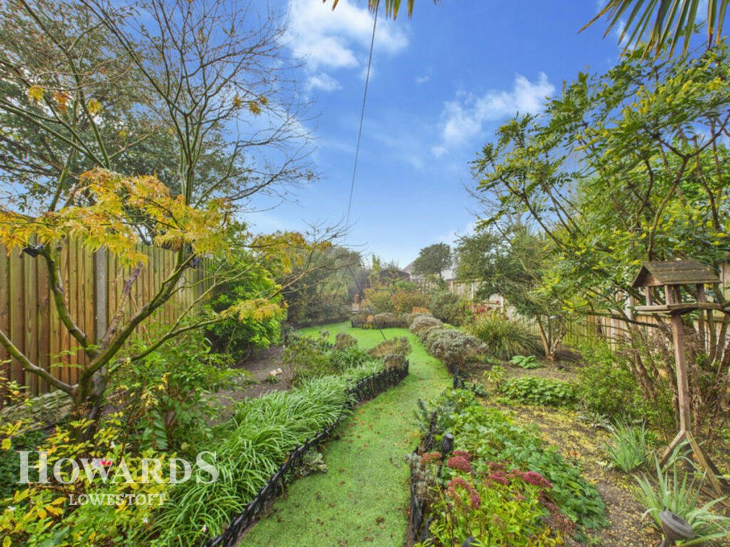 House in East Suffolk, Kirkley, Lowestoft - View 4