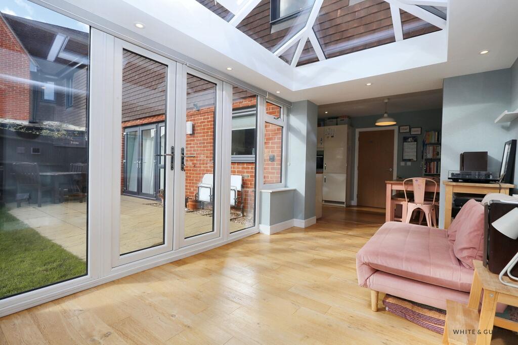 Brook Close, Swanmore, SO32 photo 4