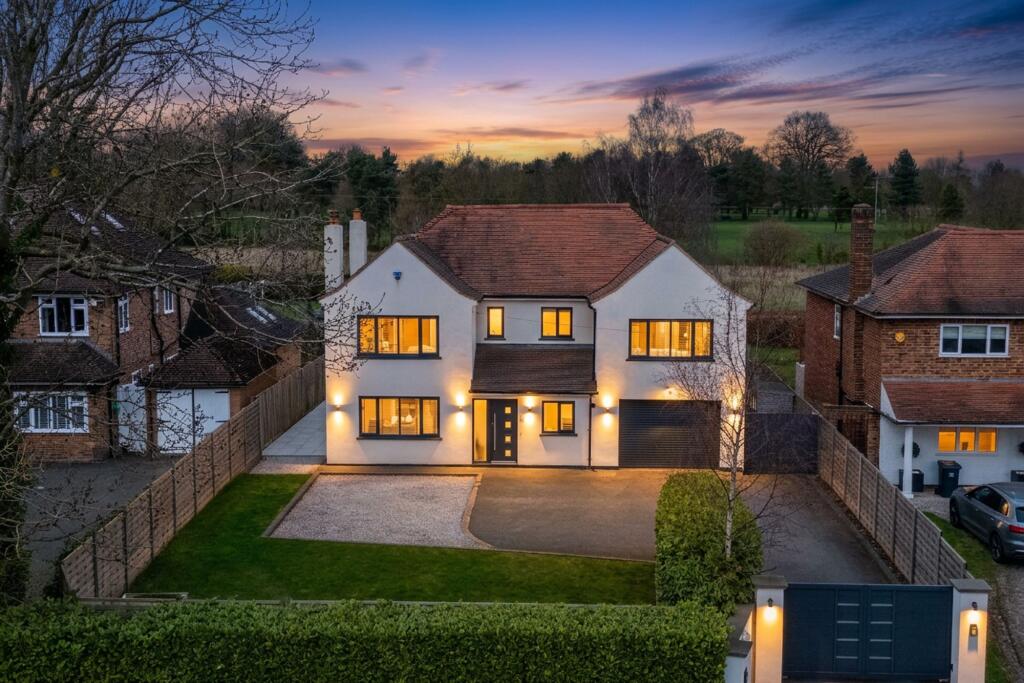 Main image of property: Tarvin Road, Littleton, CH3