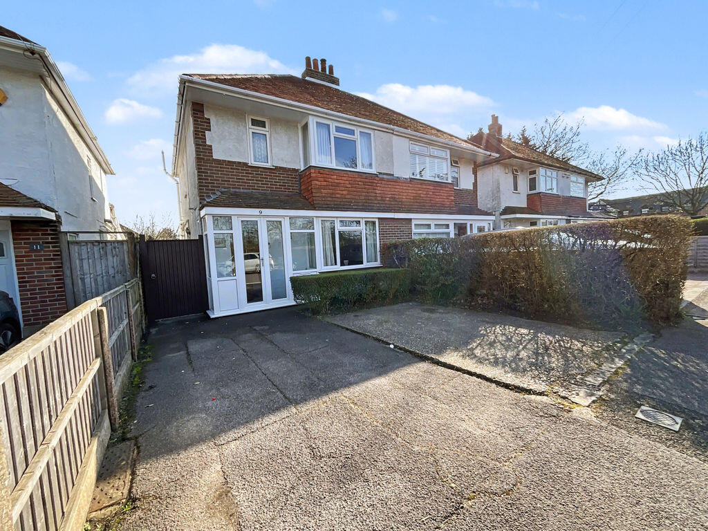 3-bed semi-detached on Christchurch, £400,000