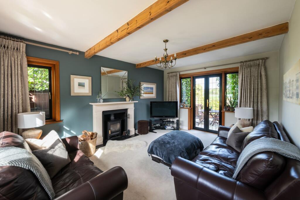 House in Redhill - More