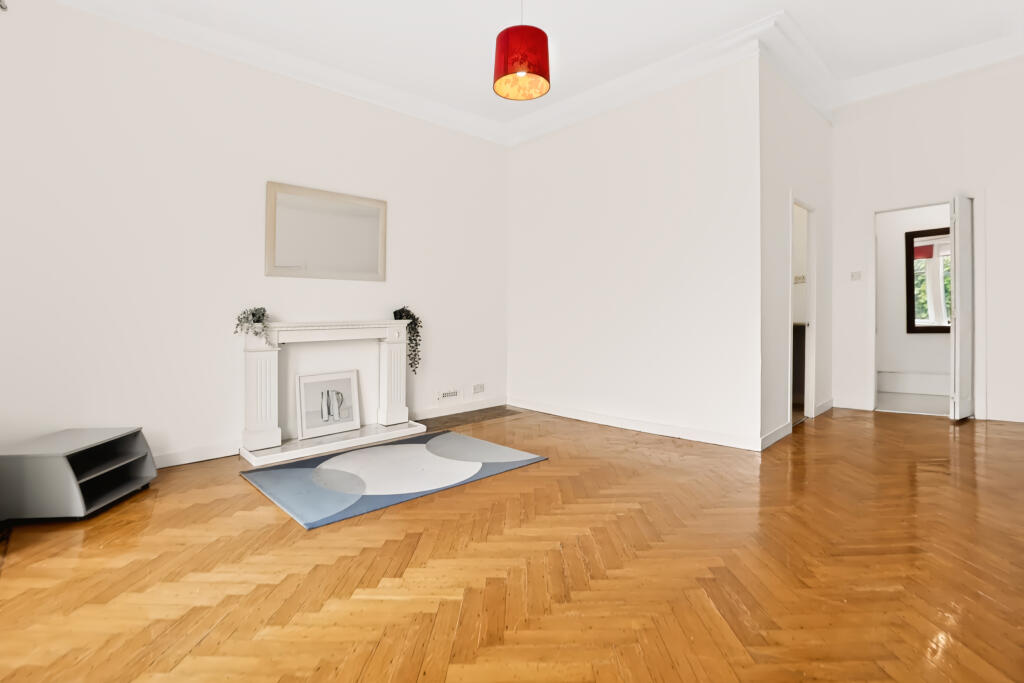Apartment in Glasgow, Dowanhill - View 4