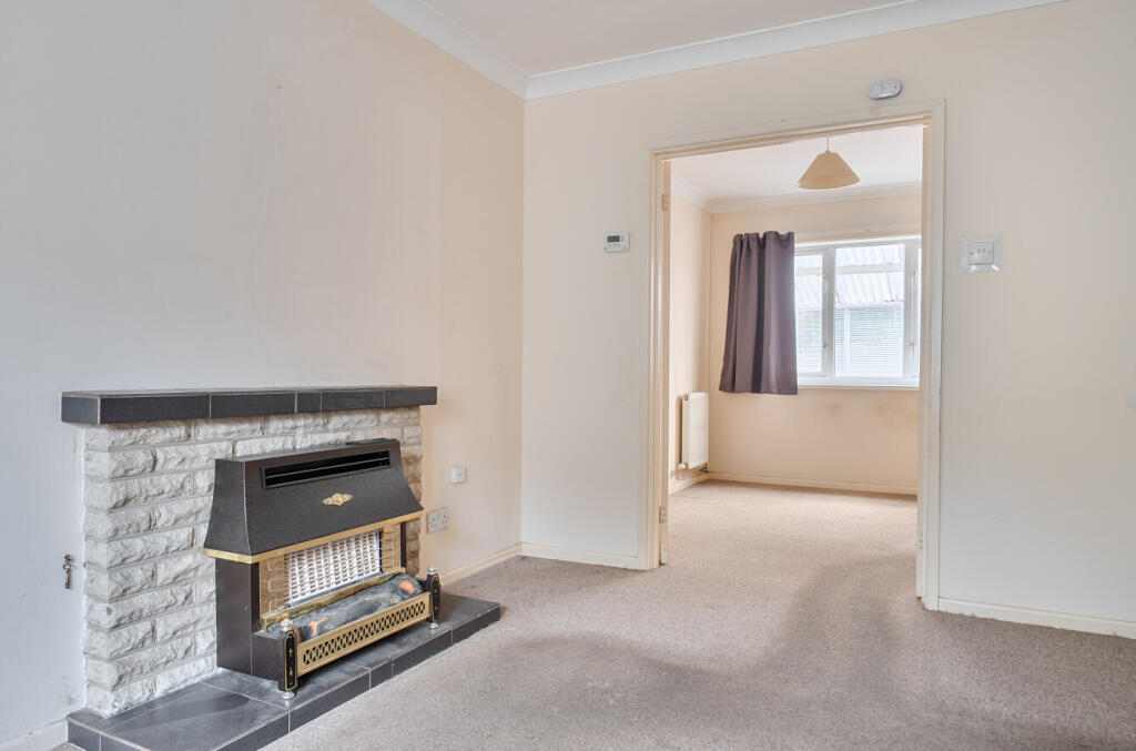 House in Yeovil, Somerset - View 4
