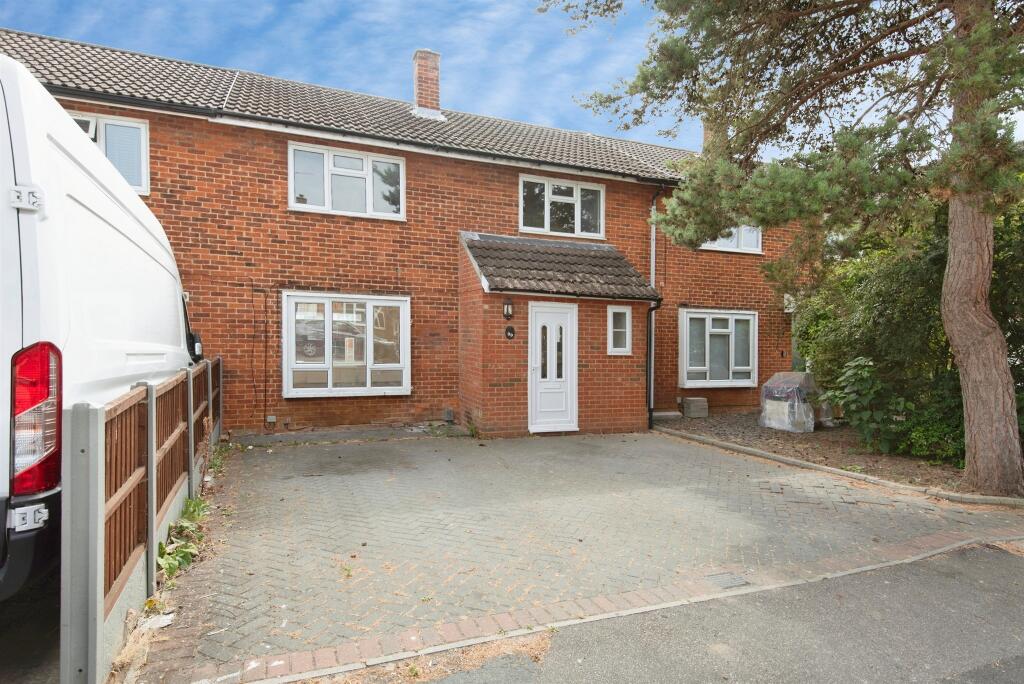 Main image of property: Lygrave, Stevenage