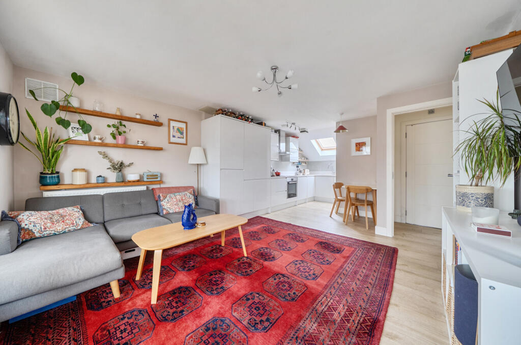 Apartment in London, Shepherd's Bush - More