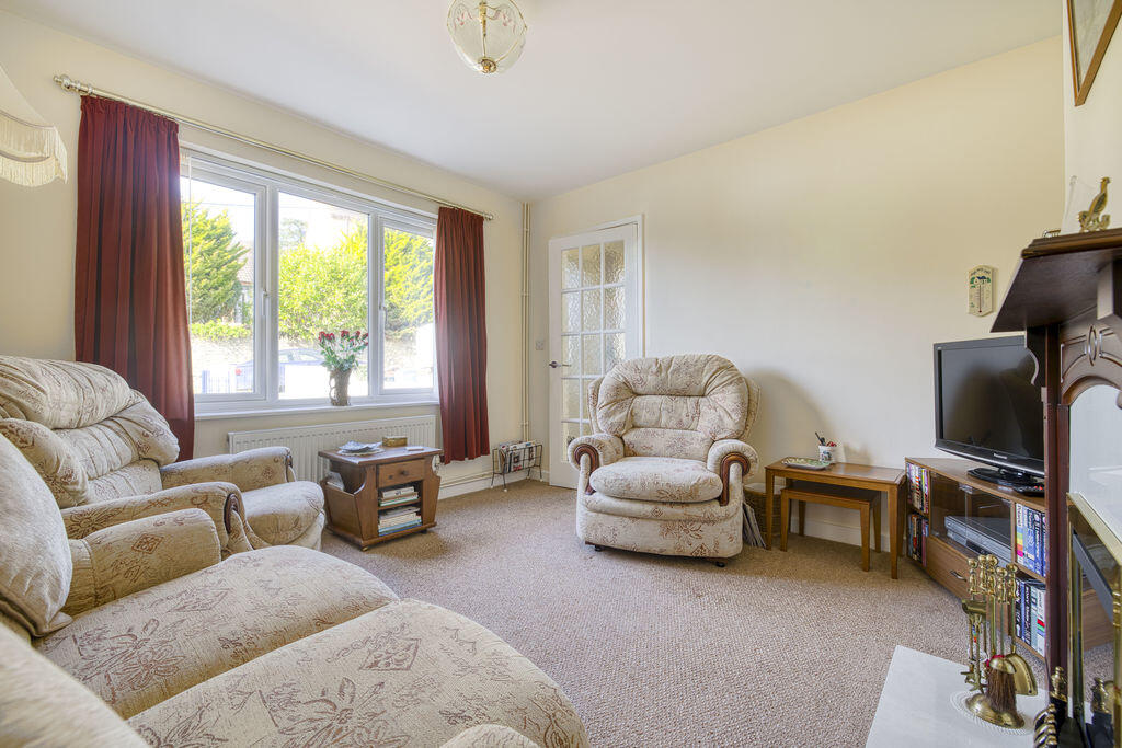 Additional image 3 of A delightful 2 bedroom home with off street parking close to Bruton's High Street