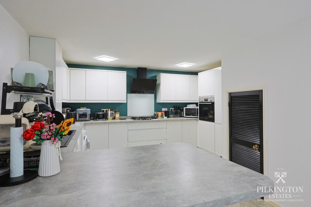 House in Plymouth, Eggbuckland - View 4