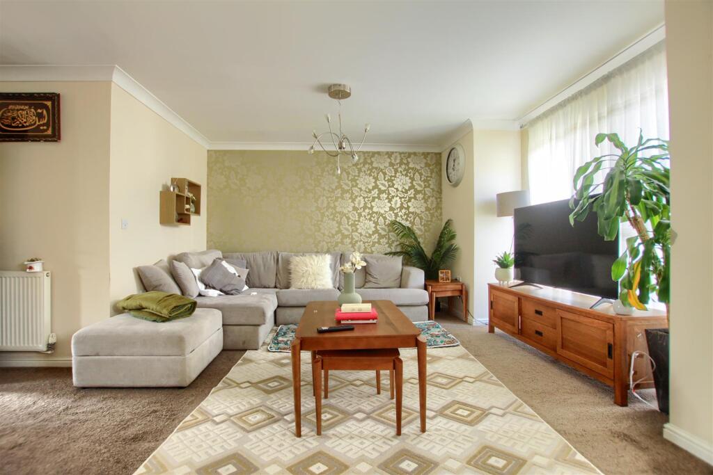 Main image of property: Sun Gardens, Thornaby