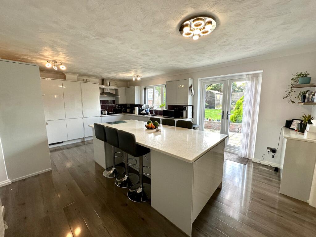 House in Walsall - More