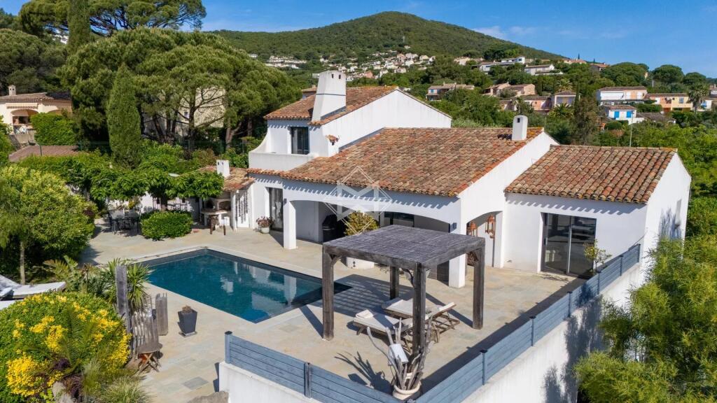 Main image of property: Provence-Alps-Cote d`Azur, Var, Ste-Maxime