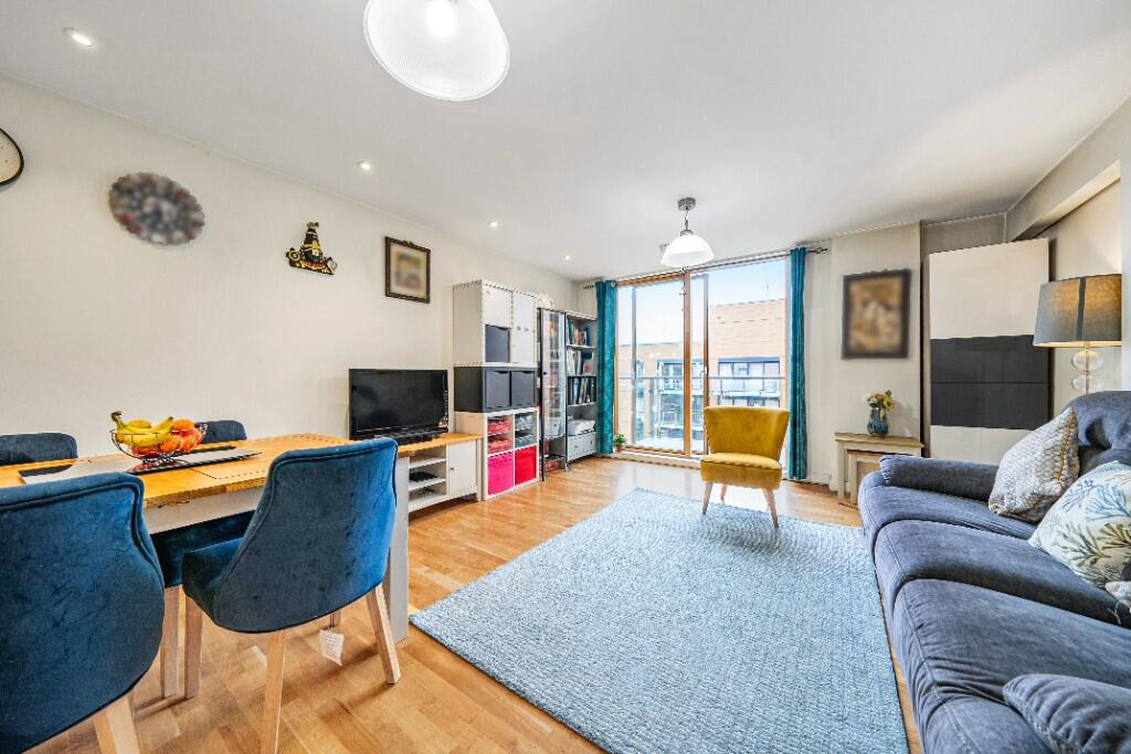 Main image of property: Alfred Street, Reading, Berkshire, RG1