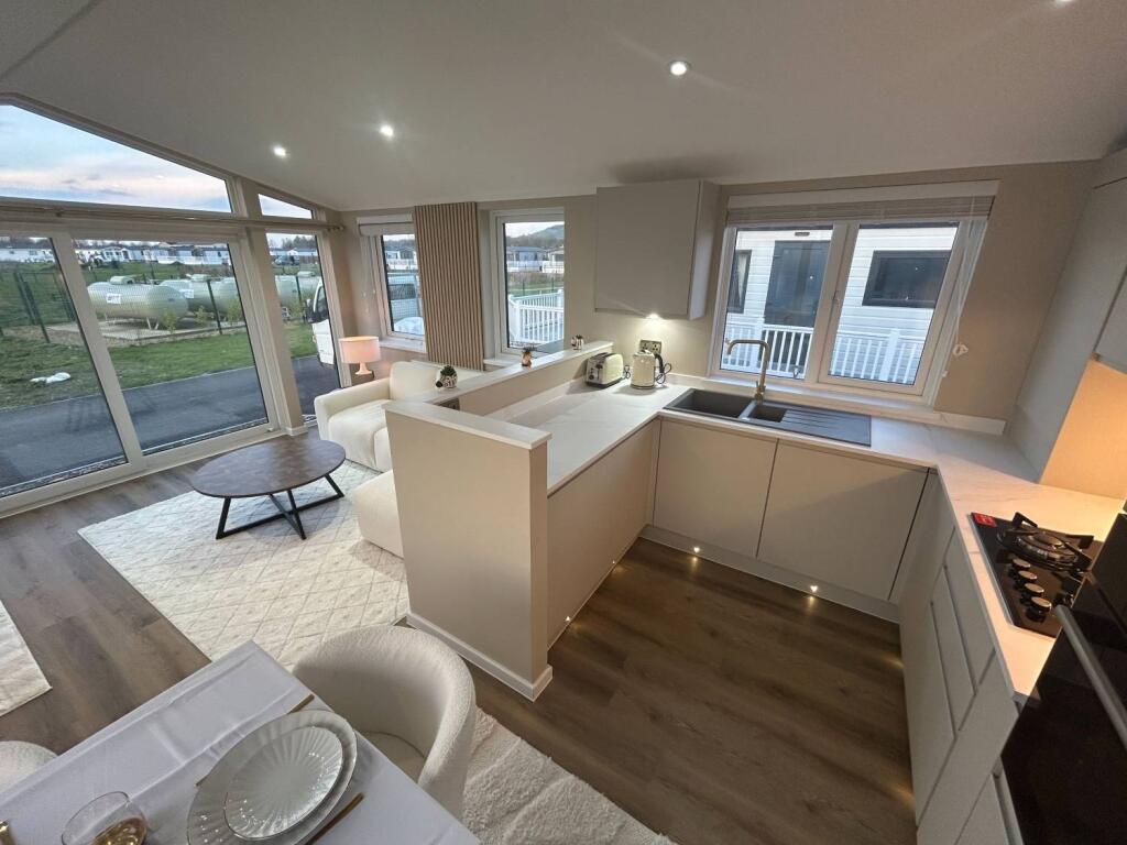 Edithmead, Highbridge, TA9 4HE - View 3