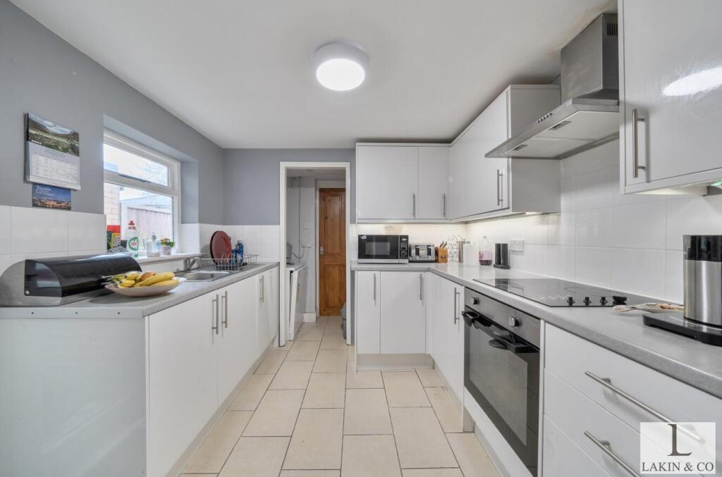 House in Southall - View 3
