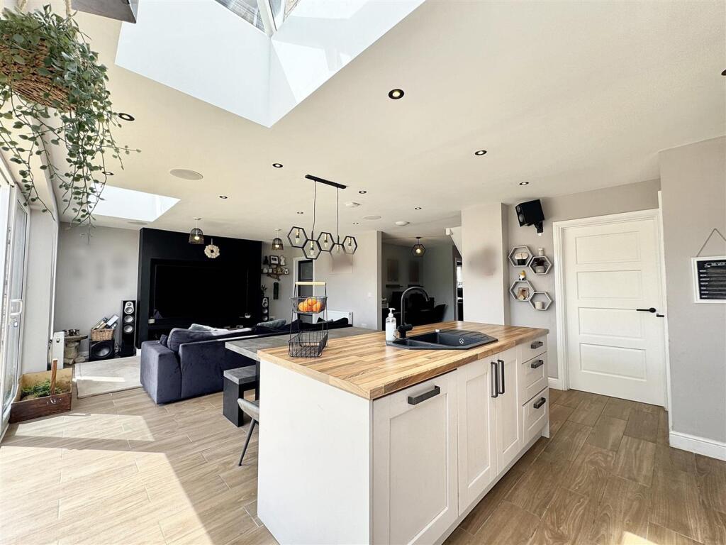 House in Radstock, Westfield - View 3