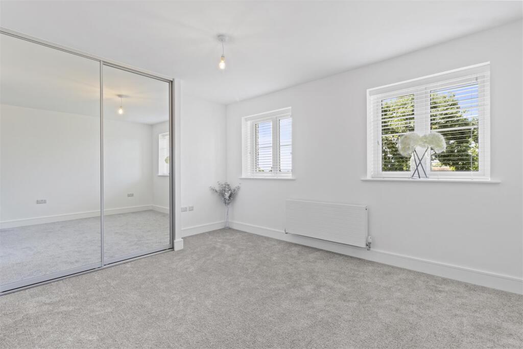 House in Tonbridge - View 3