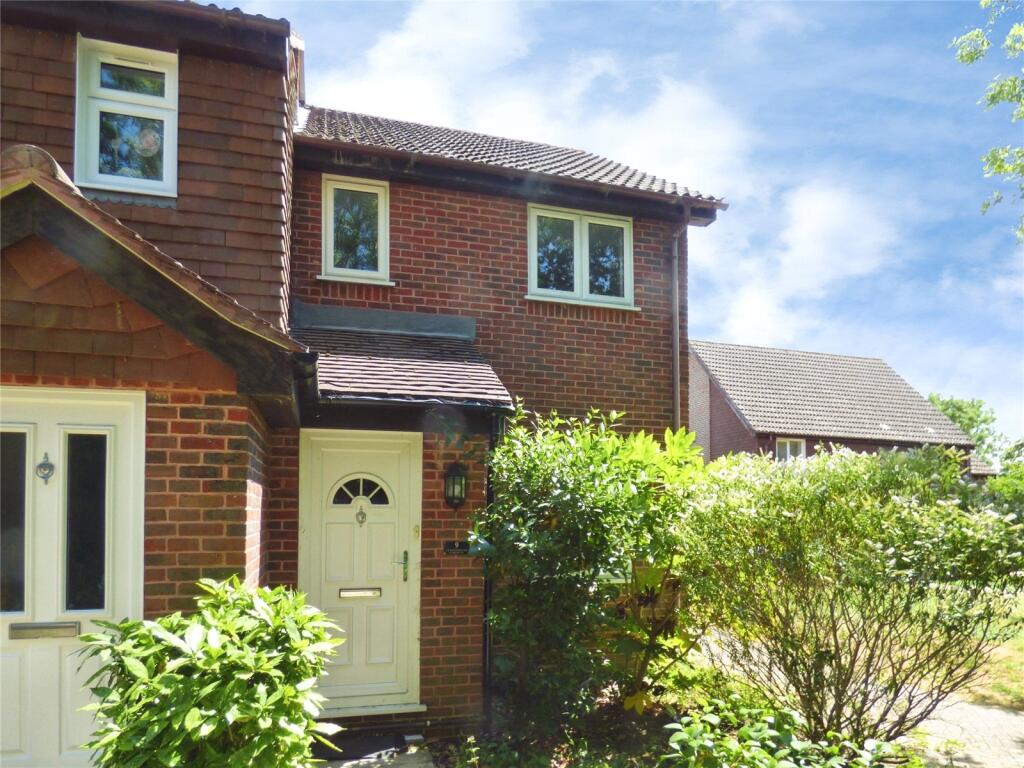 Main image of property: Leatherhead Gardens, Hedge End, Southampton