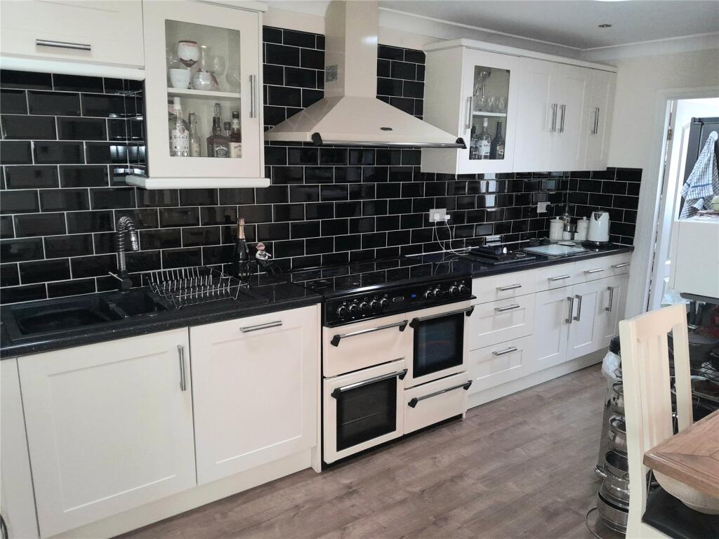 House in Solihull, Bickenhill and Marston Green - View 3