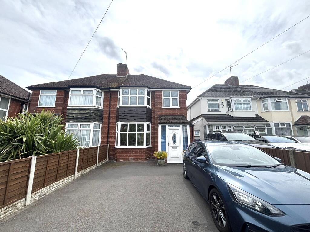 Main image of property: Hanbury Croft, Acocks Green, B27