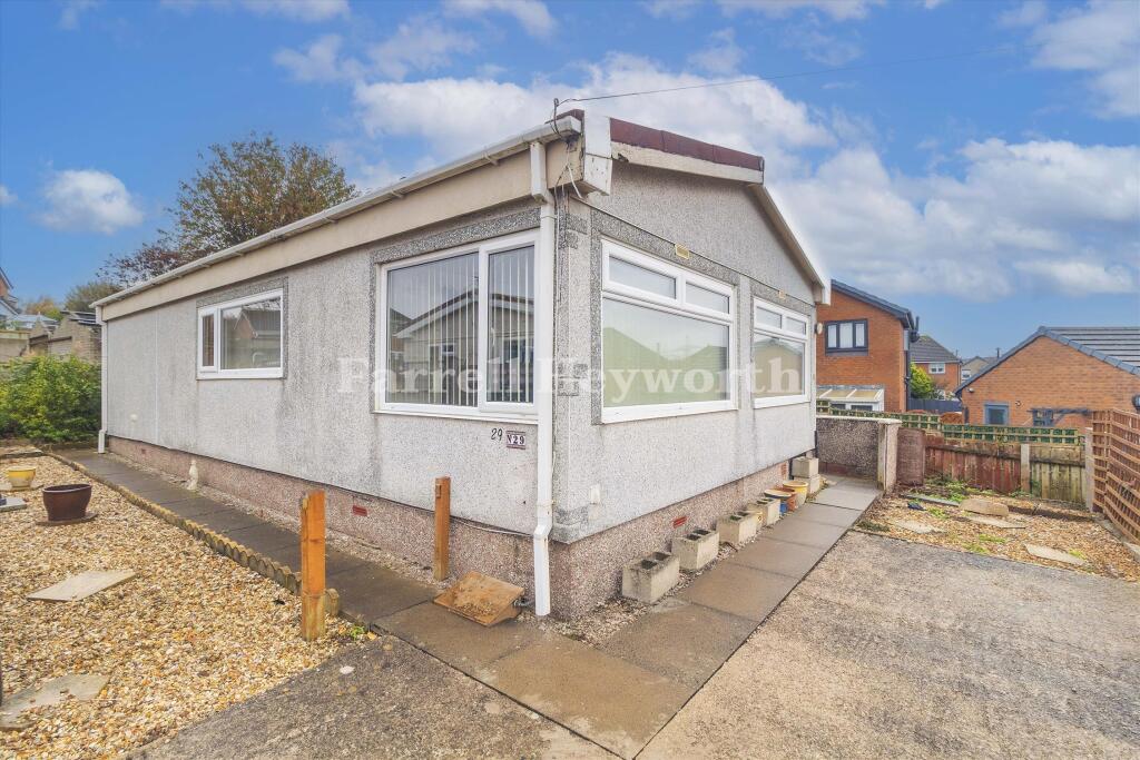 2-bed caravan on Belle Aire Park Homes, Middleton Road, Heysham, Morecambe, £85,000