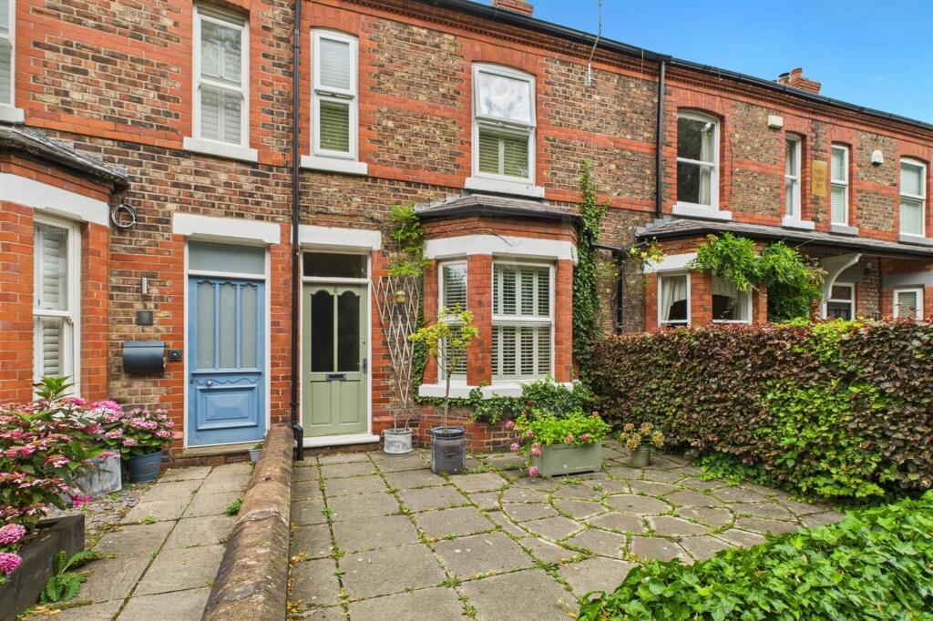 Main image of property: Beech Road, Stockton Heath, WA4