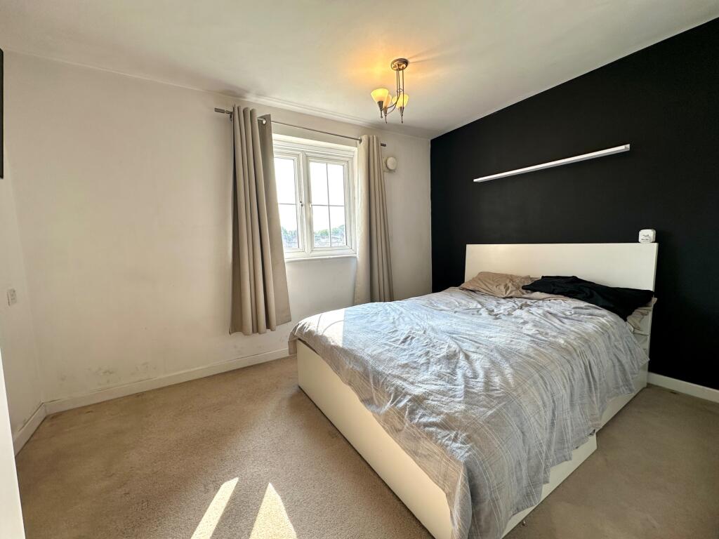 Apartment in Wolverhampton - View 4