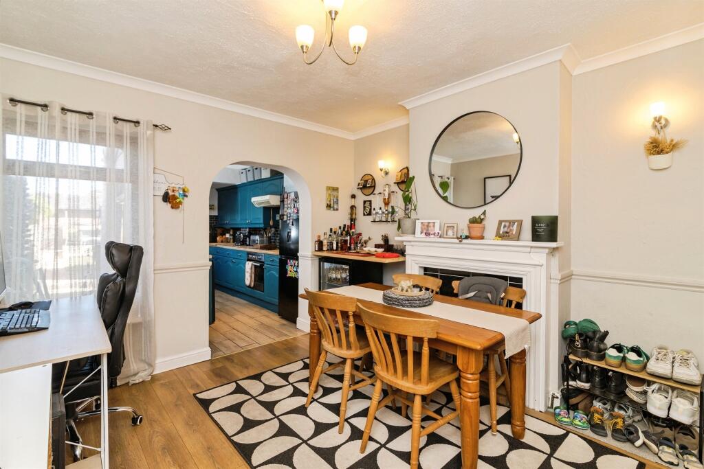 House in Lowestoft, Oulton - View 5