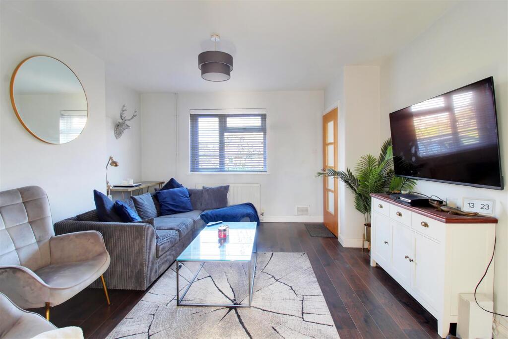 House in Hatfield, North Mymms - View 5