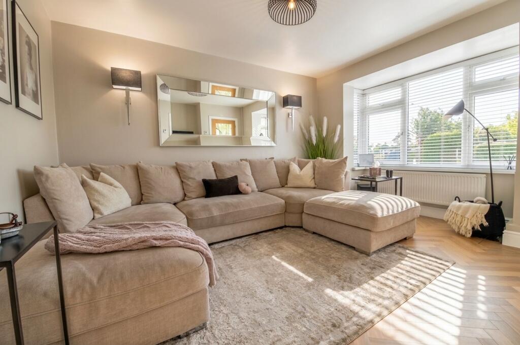 Chapel Road, Prestwich, M25