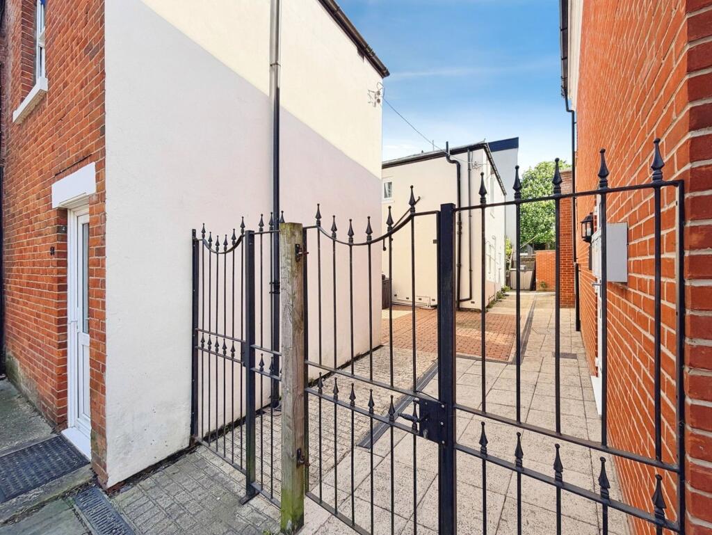 Property photo 11
