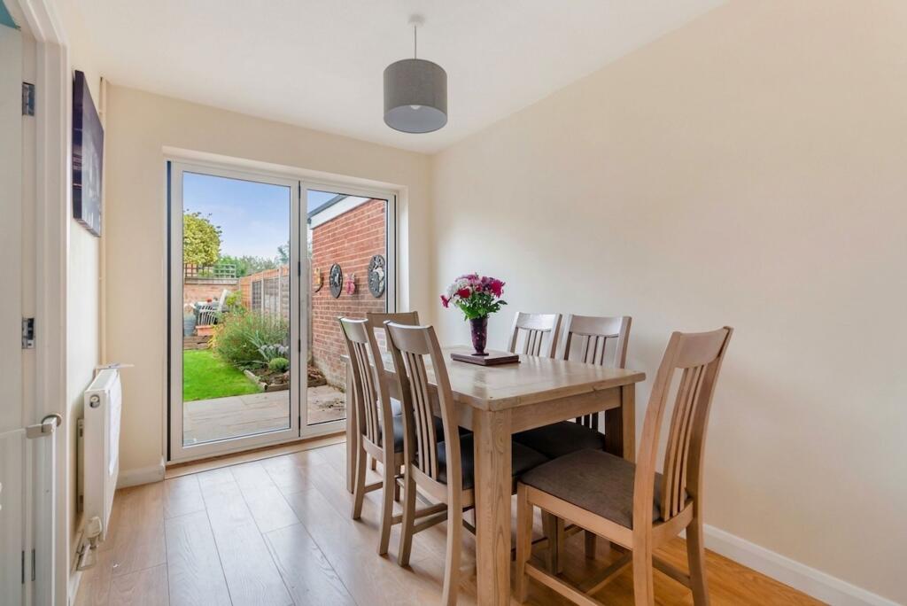 House in Tonbridge - View 4