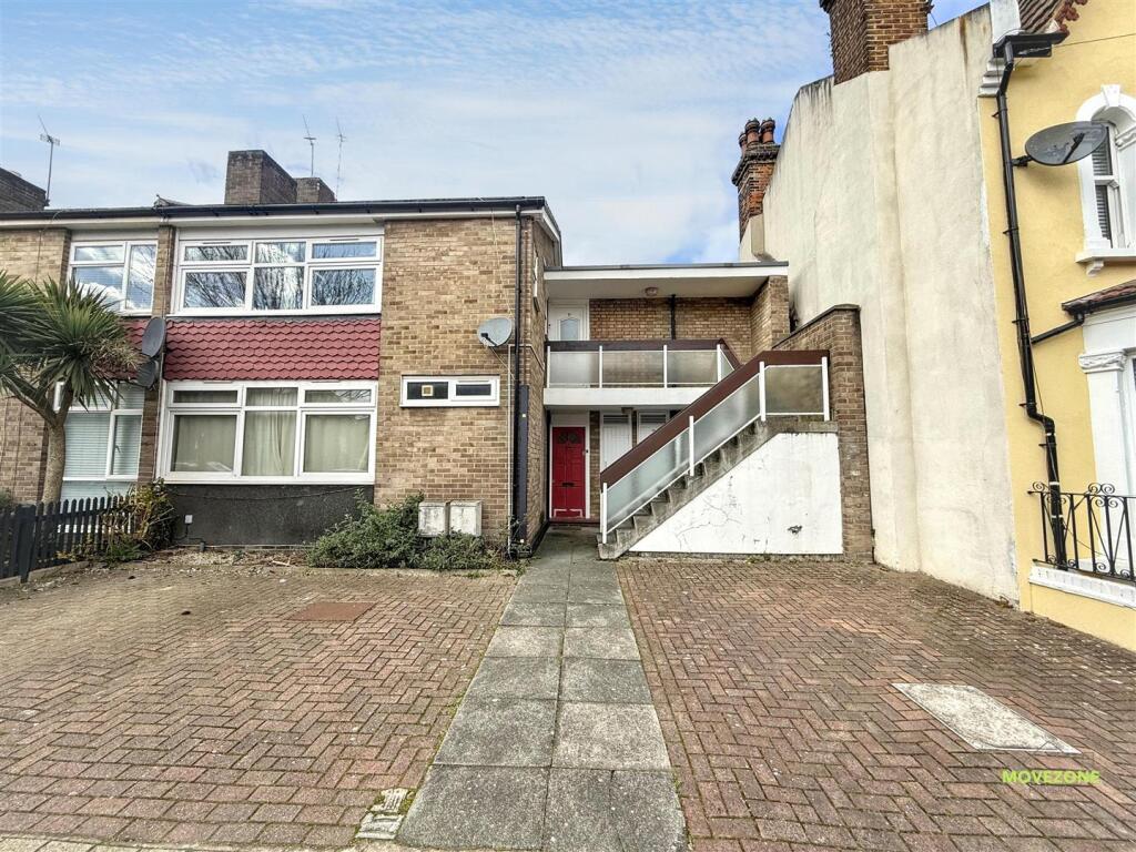 Main image of property: Summerley Street, Earlsfield, SW18