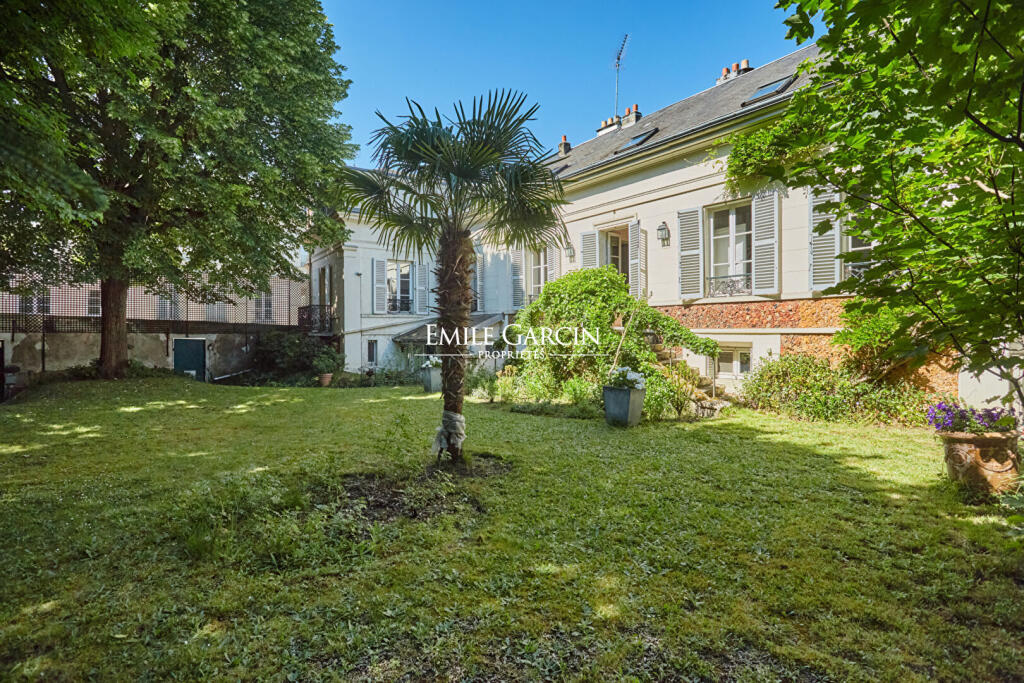 Main image of property: Paris-Isle of France, Yvelines, Versailles