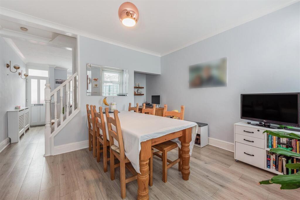 House in Portsmouth - View 4