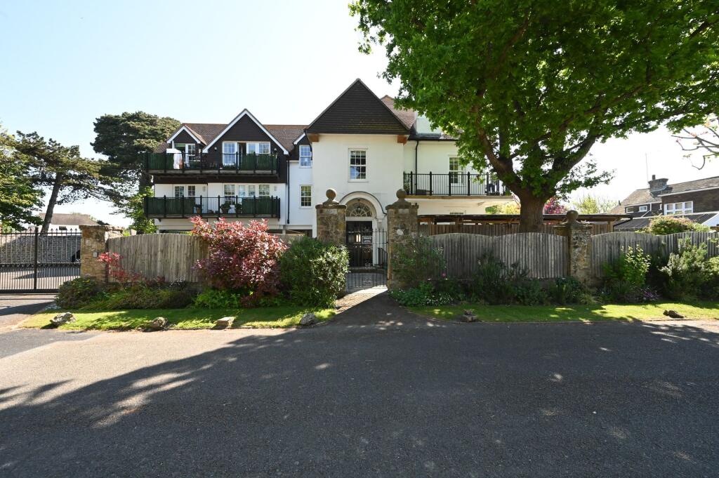 Main image of property: Aldwick Avenue, Aldwick, Bognor Regis, PO21