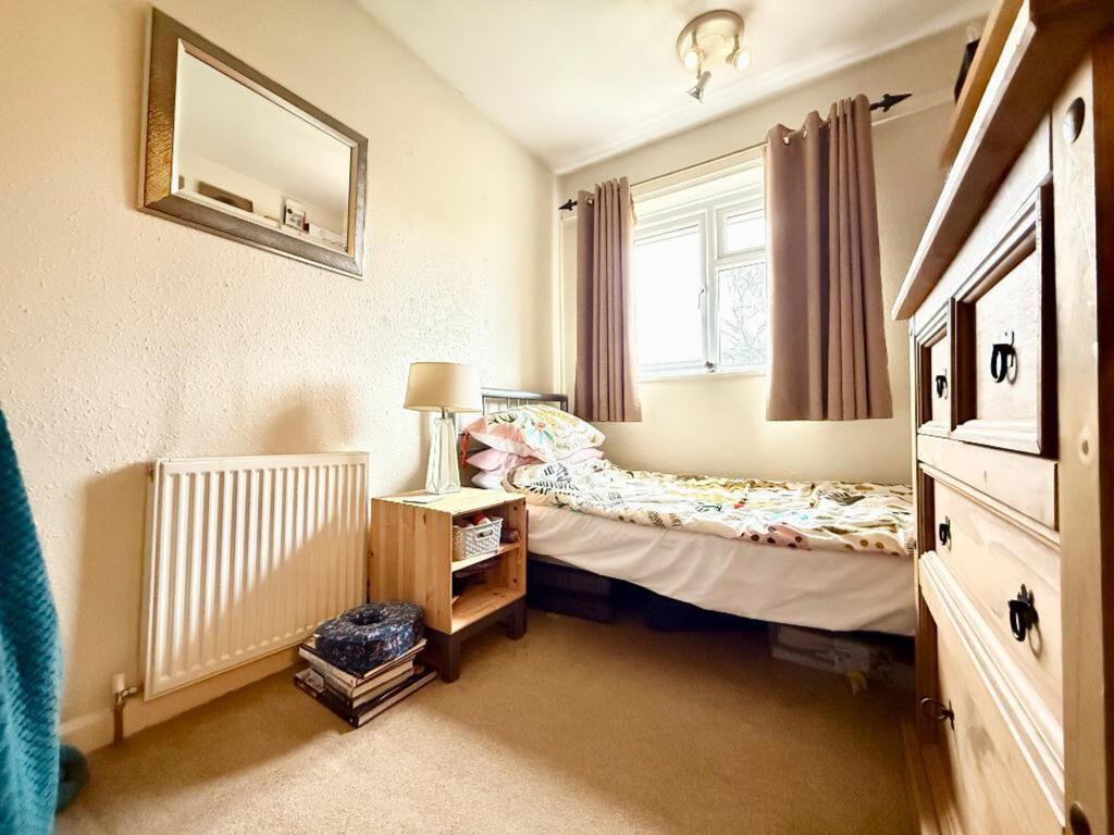 Foxbury Close, Luton, LU2 - View 6