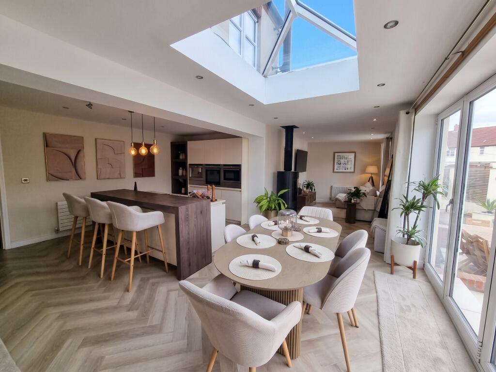 Main image of property: Shinewater Park, Runnymede Way, Kingswood, Hull, HU7