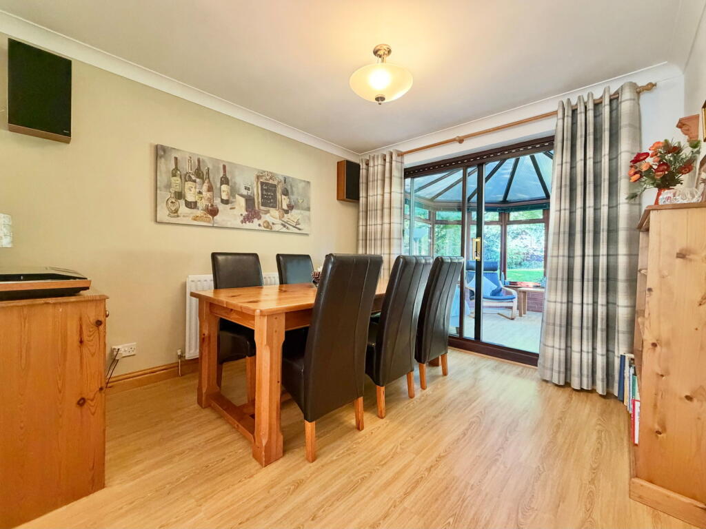 House in Dudley, Wrens Nest, Woodsetton - More