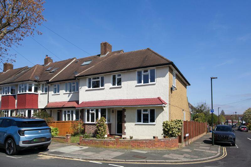 5-bed terraced on Gloucester Road, Twickenham, £1,075,000