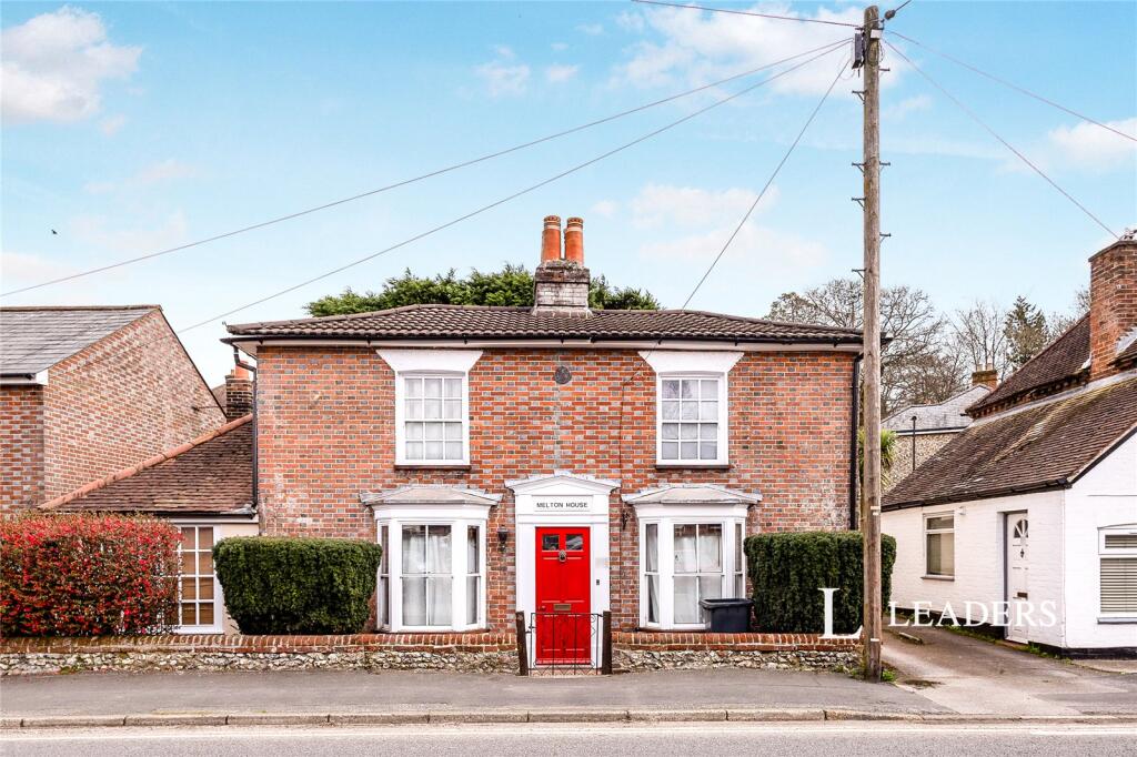Main image of property: London Road, Horndean, Waterlooville, PO8