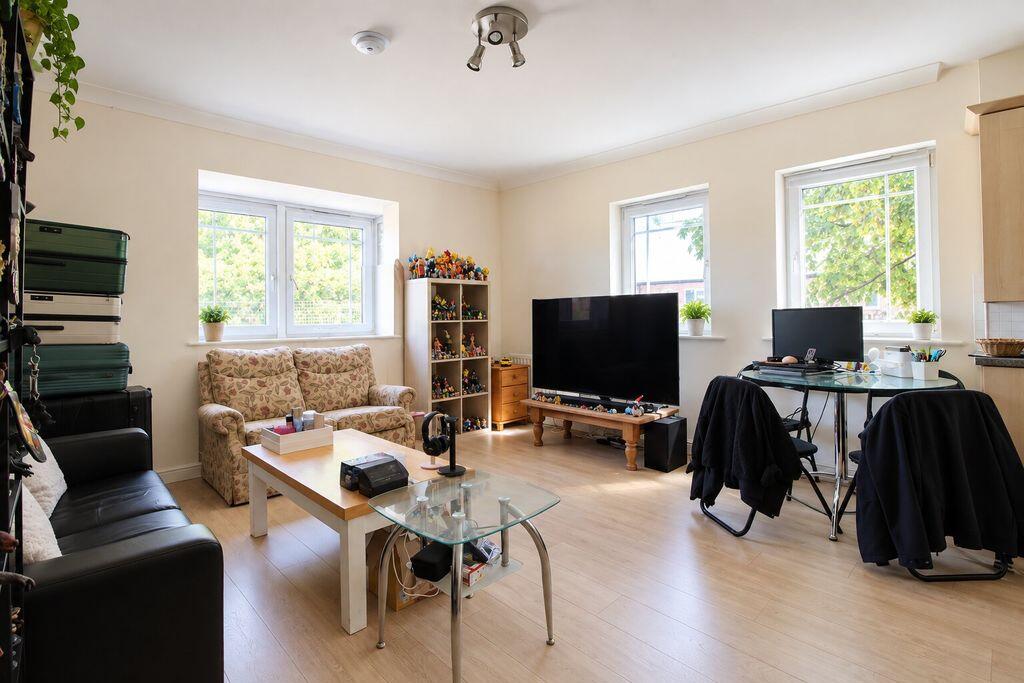 Main image of property: Drayton Street, Manchester