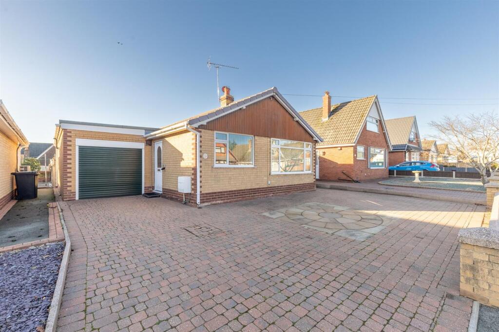 3-bed detached on Godwin Crescent, Shavington, CW2, £285,000