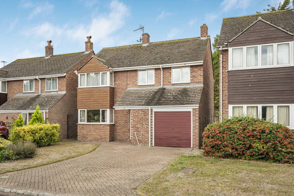 Main image of property: Crockwell Close, Bicester, OX26